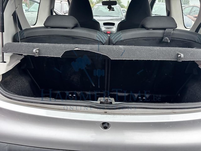 Peugeot 107 1.0i active, 2013 - afbeelding 15 van  28
