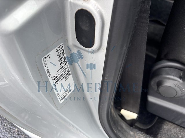 Peugeot 107 1.0i active, 2013 - afbeelding 17 van  28