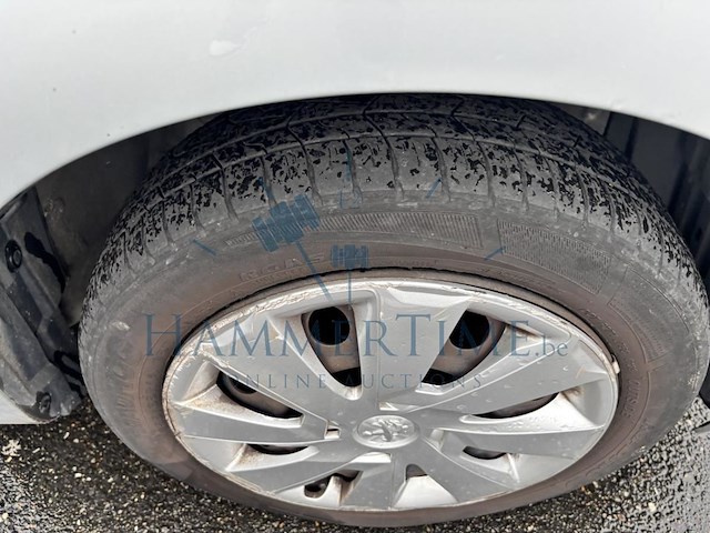 Peugeot 107 1.0i active, 2013 - afbeelding 18 van  28
