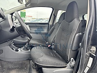 Peugeot 107 1.0i trendy, 2011 - afbeelding 2 van  33