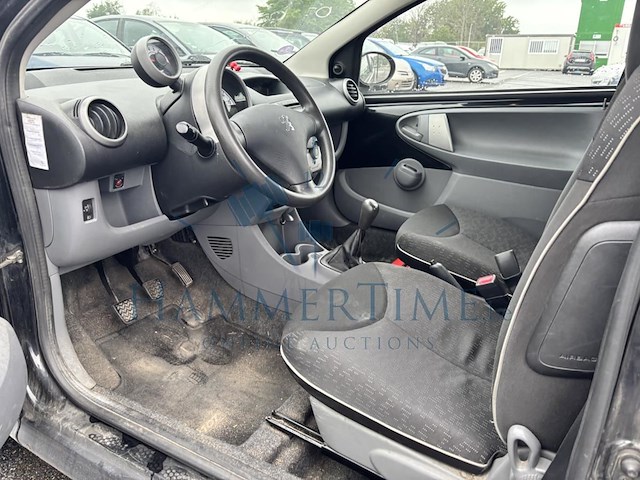Peugeot 107 1.0i trendy, 2011 - afbeelding 3 van  33