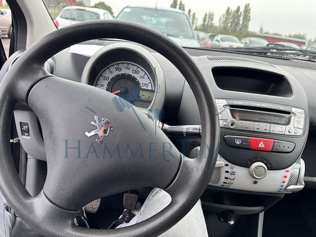 Peugeot 107 1.0i urban, 2010 - afbeelding 5 van  29