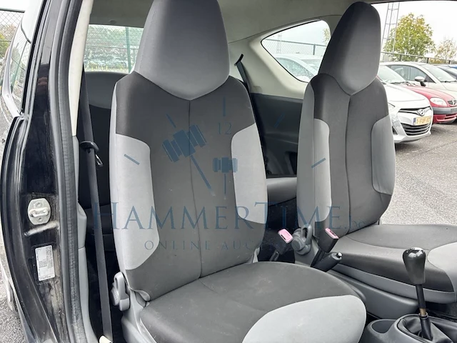 Peugeot 107 1.0i urban, 2010 - afbeelding 15 van  29