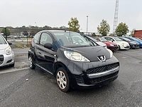 Peugeot 107 1.0i urban, 2010 - afbeelding 23 van  29