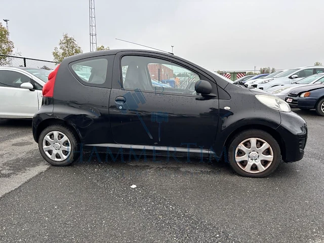 Peugeot 107 1.0i urban, 2010 - afbeelding 24 van  29