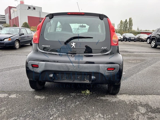 Peugeot 107 1.0i urban, 2010 - afbeelding 26 van  29