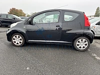 Peugeot 107 1.0i urban, 2010 - afbeelding 28 van  29