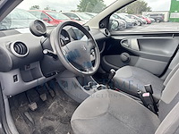 Peugeot 107 1.4 hdi trendy, 2008 - afbeelding 3 van  40