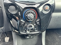 Peugeot 108 1.2 puretech top! allure, 2014 - afbeelding 9 van  33
