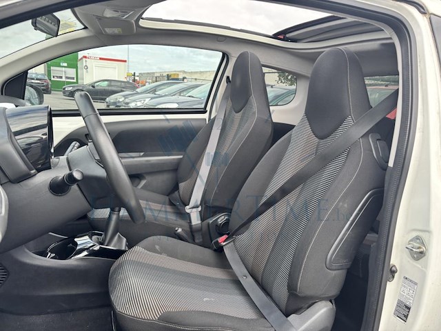 Peugeot 108 1.2 puretech top! allure, 2015 - afbeelding 26 van  28
