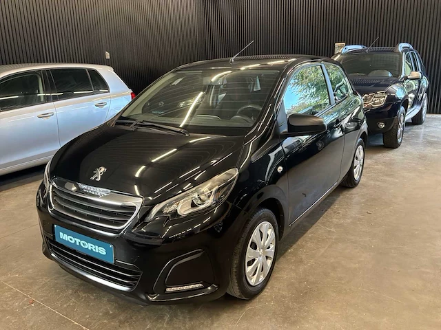Peugeot 108 auto - 1,0 vti 69 pk – benzine – 2015 – 120,245 dkm - afbeelding 1 van  36