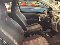 Peugeot 108 auto - 1,0 vti 69 pk – benzine – 2015 – 120,245 dkm - afbeelding 28 van  36
