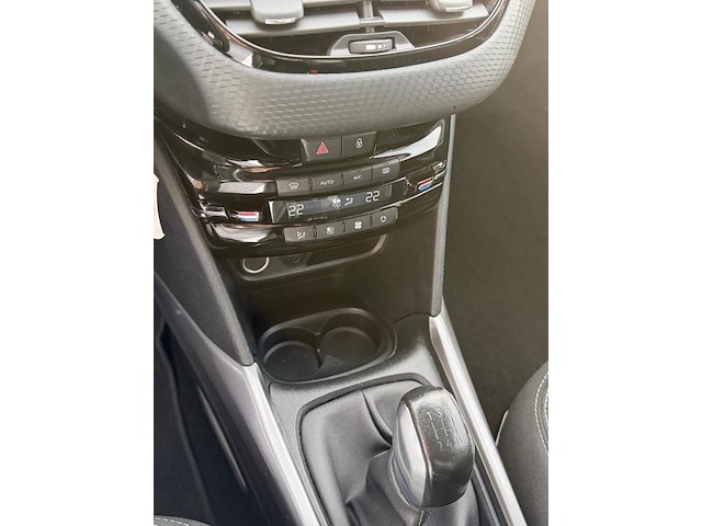 Peugeot 2008 008, 2017 - afbeelding 4 van  24