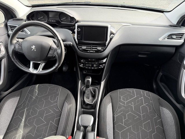 Peugeot 2008 008, 2017 - afbeelding 6 van  24