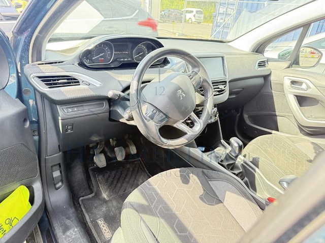 Peugeot 2008 1 2i puretech allure, 2017 - afbeelding 29 van  30