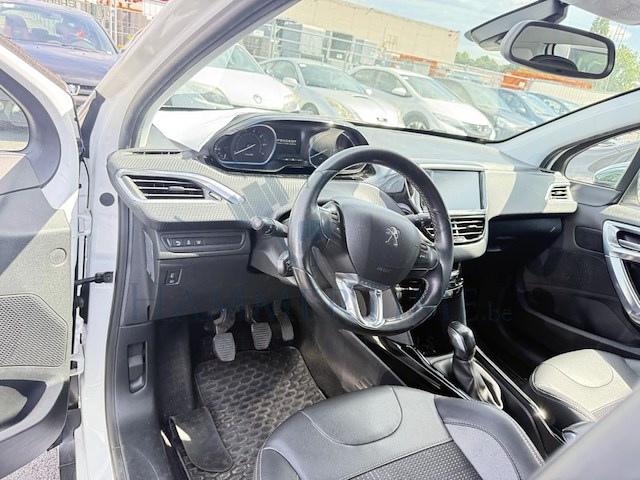 Peugeot 2008 1 2i puretech allure s&s, 2016 - afbeelding 30 van  32
