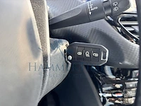 Peugeot 2008 1.2 puretech allure s&s, 2018 - afbeelding 13 van  34