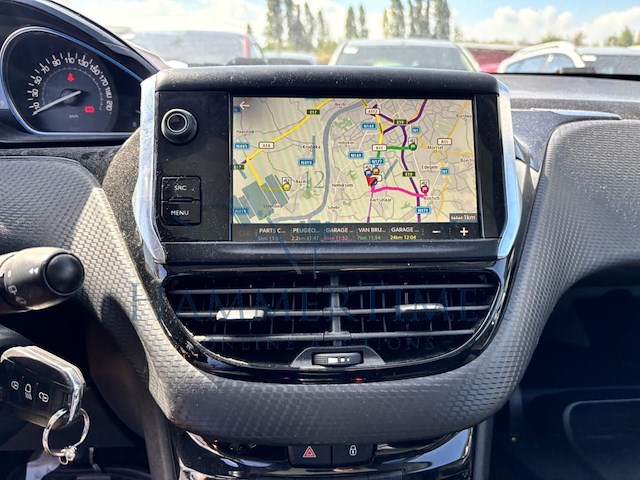 Peugeot 2008 1.2 puretech allure s&s (eu6.2), 2019 - afbeelding 8 van  35