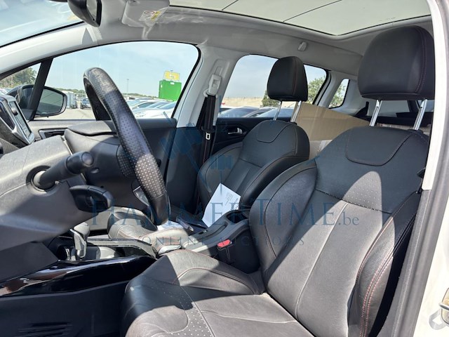 Peugeot 2008 1.2 puretech gt line s&s 110 at, 2017 - afbeelding 2 van  31