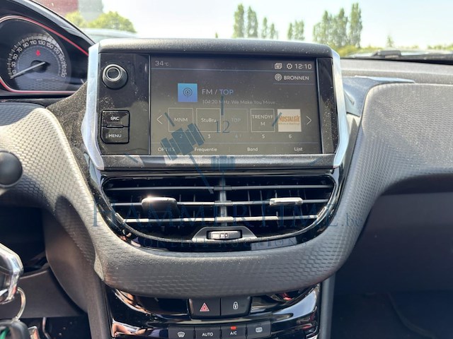 Peugeot 2008 1.2 puretech gt line s&s 110 at, 2017 - afbeelding 7 van  31