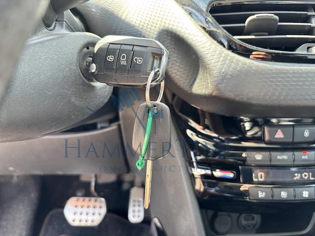 Peugeot 2008 1.2 puretech gt line s&s 110 at, 2017 - afbeelding 11 van  31