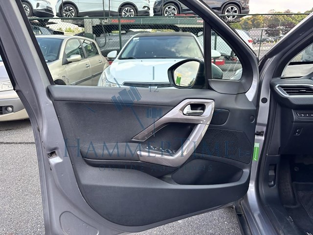 Peugeot 2008 1.2i puretech active s&s etg 82 at, 2015 - afbeelding 31 van  31