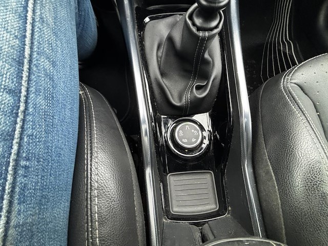 Peugeot 2008 1.2i puretech feline s&s, 2016 - afbeelding 6 van  29