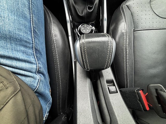 Peugeot 2008 1.2i puretech feline s&s, 2016 - afbeelding 7 van  29