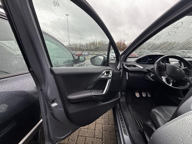 Peugeot 2008 1.2i puretech feline s&s, 2016 - afbeelding 27 van  29
