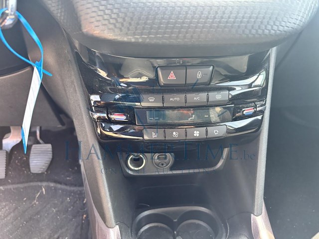 Peugeot 2008 1.2i puretech style, 2016 - afbeelding 6 van  29