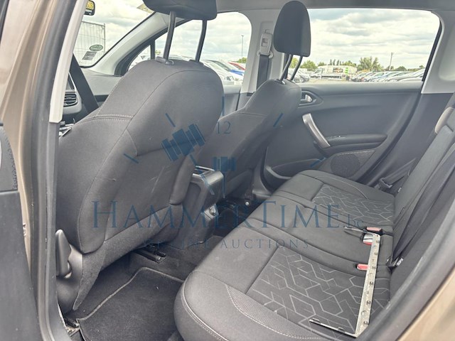 Peugeot 2008 1.6 bluehdi active, 2016 - afbeelding 14 van  30