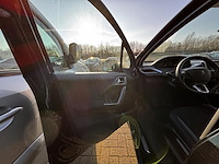 Peugeot 2008 1.6 bluehdi style, 2018 - afbeelding 30 van  32