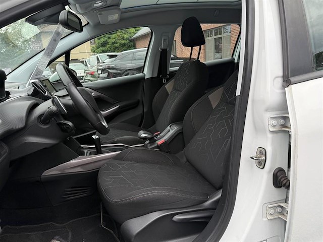 Peugeot 2008, 2016 - afbeelding 10 van  24