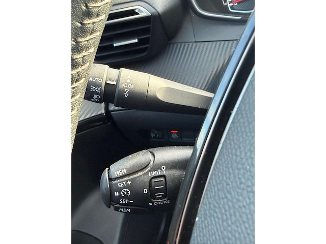 Peugeot 2008, 2021 - afbeelding 5 van  26