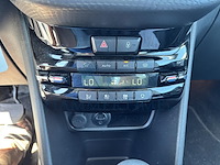 Peugeot 2008 allure 110 at, 2017 - afbeelding 7 van  31