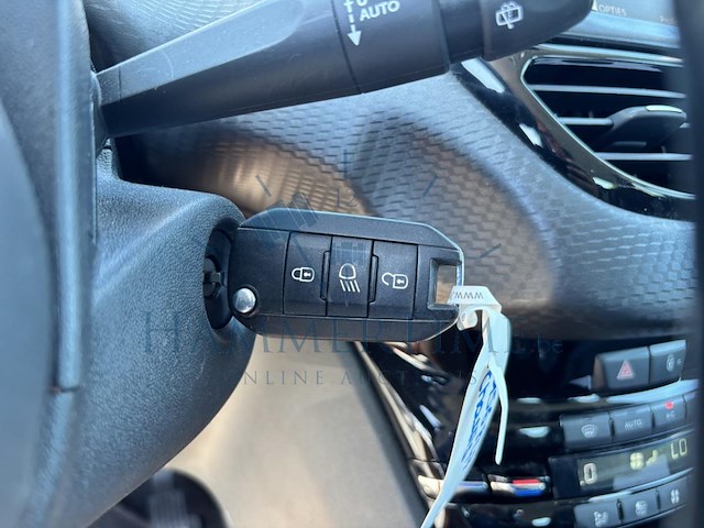 Peugeot 2008 allure 110 at, 2017 - afbeelding 11 van  31