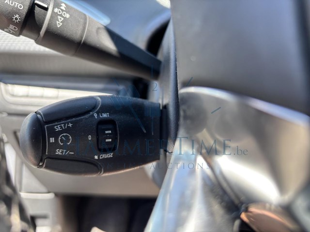 Peugeot 2008 allure 110 at, 2017 - afbeelding 13 van  31