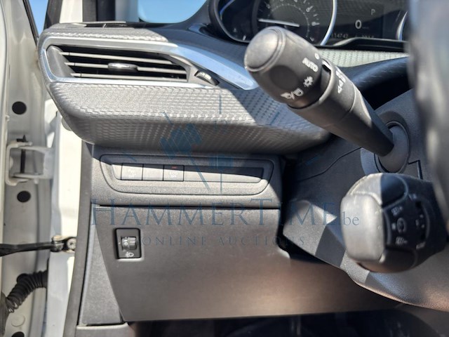 Peugeot 2008 allure 110 at, 2017 - afbeelding 14 van  31