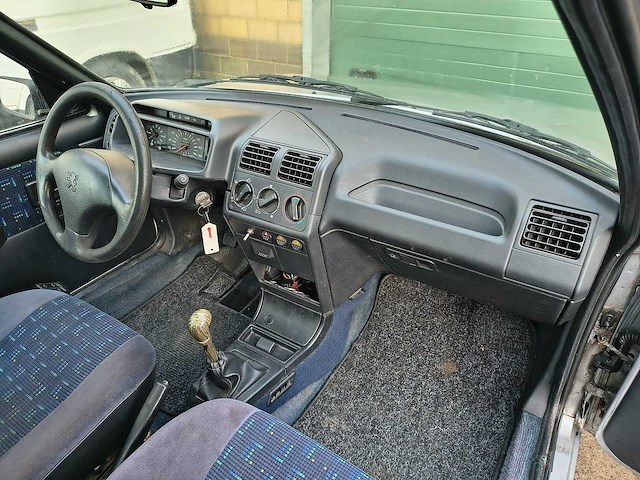 Peugeot 205 - 1997 - afbeelding 3 van  6