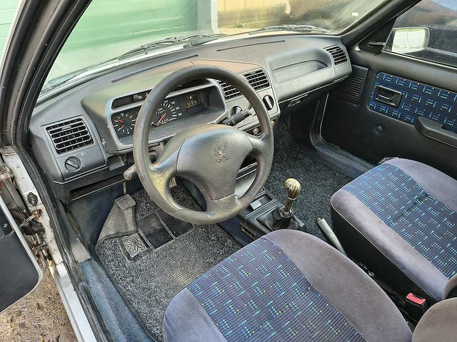 Peugeot 205 - 1997 - afbeelding 14 van  15
