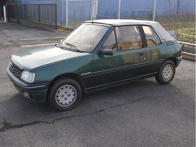 Peugeot 205 - vf320dk2224917038 - 1992 - afbeelding 1 van  25