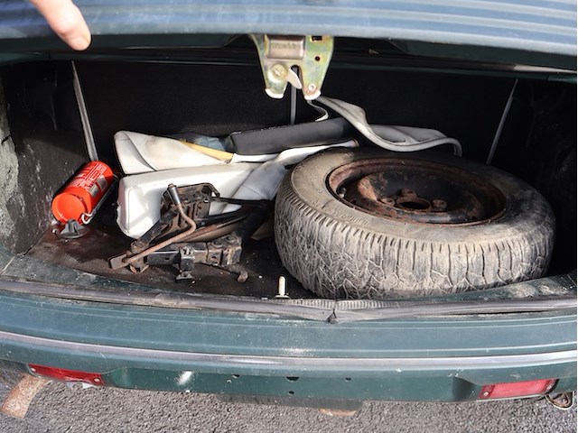 Peugeot 205 - vf320dk2224917038 - 1992 - afbeelding 14 van  25