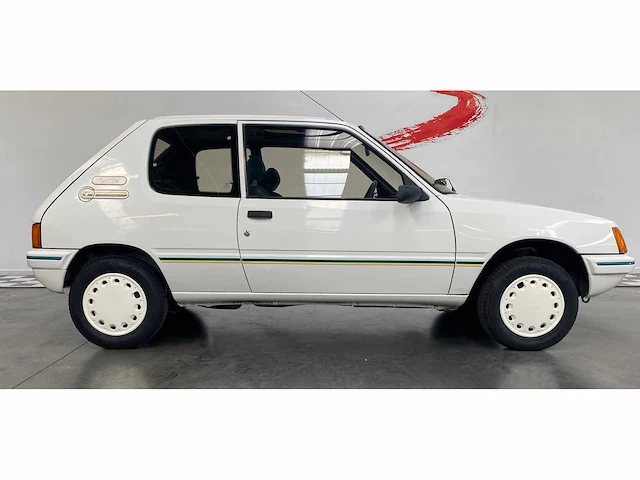 Peugeot 205 groene 1.4 vintage auto's > 15 - afbeelding 28 van  31