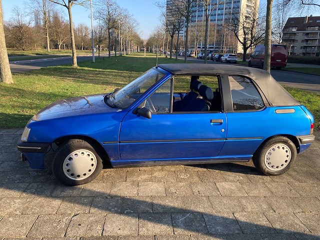 Peugeot 205 - afbeelding 12 van  35