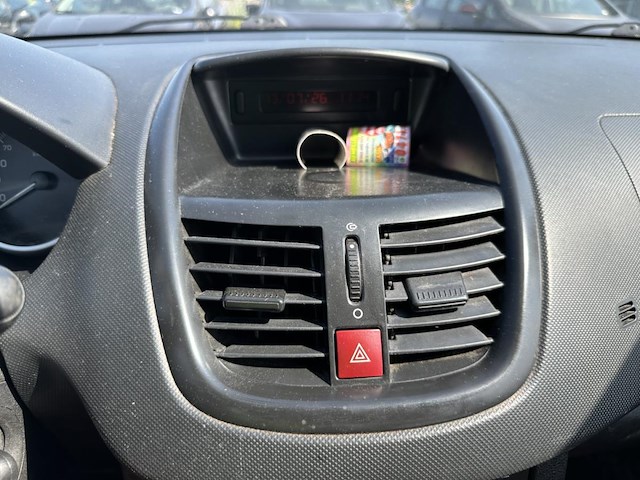 Peugeot 206+ 1.1i urban 60, 2011 - afbeelding 5 van  31