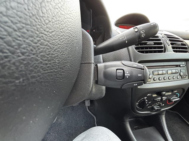 Peugeot 206, 2003 - afbeelding 7 van  30