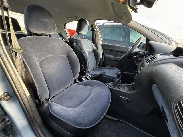 Peugeot 206, 2003 - afbeelding 13 van  30