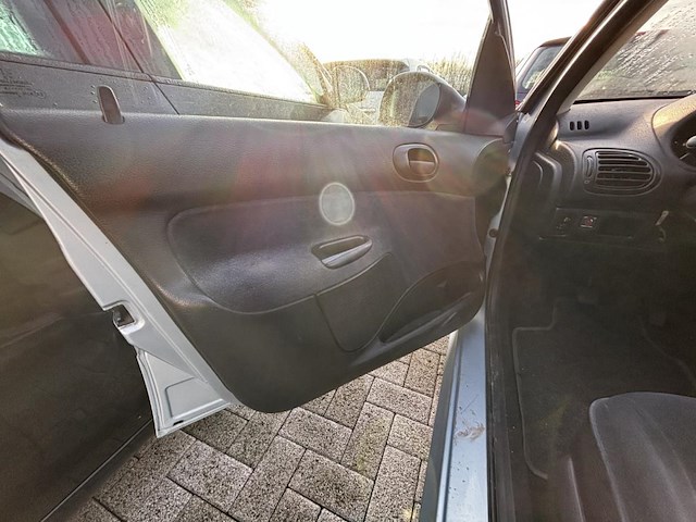 Peugeot 206, 2003 - afbeelding 27 van  30