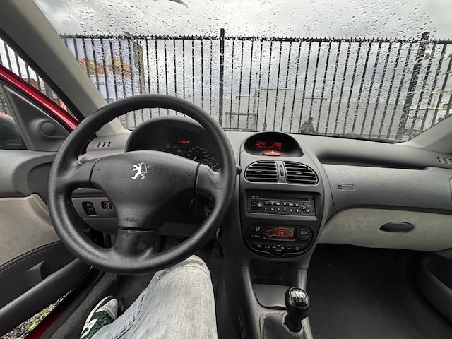 Peugeot 206, 2004 - afbeelding 2 van  30