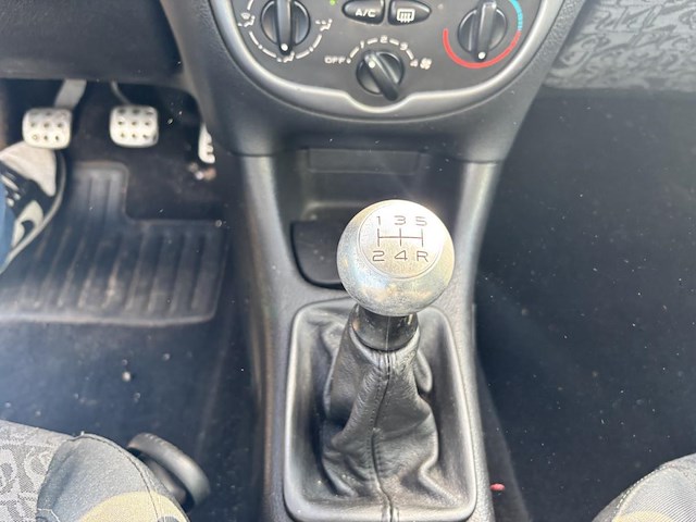 Peugeot 206, 2004 - afbeelding 9 van  40